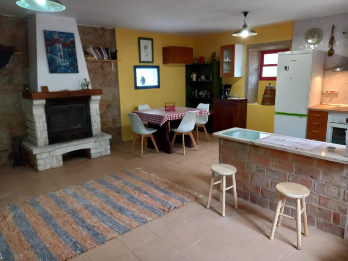 オイアA Casa De Florindaアパートメント エクステリア 写真